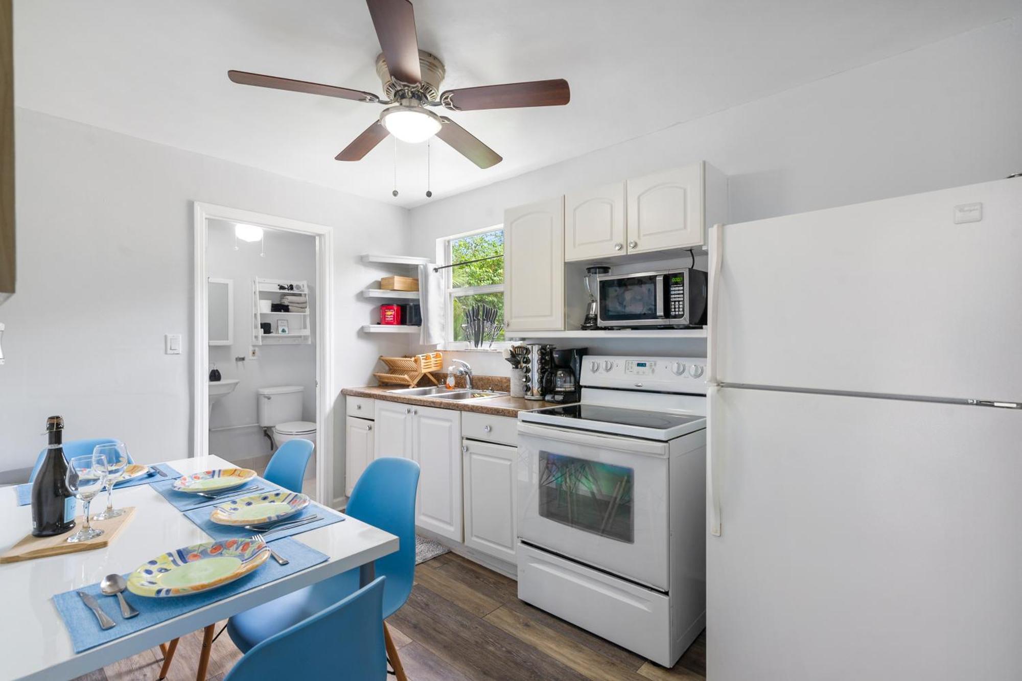Chic Downtown Vacation Home And Guest Home West Palm Beach Ngoại thất bức ảnh