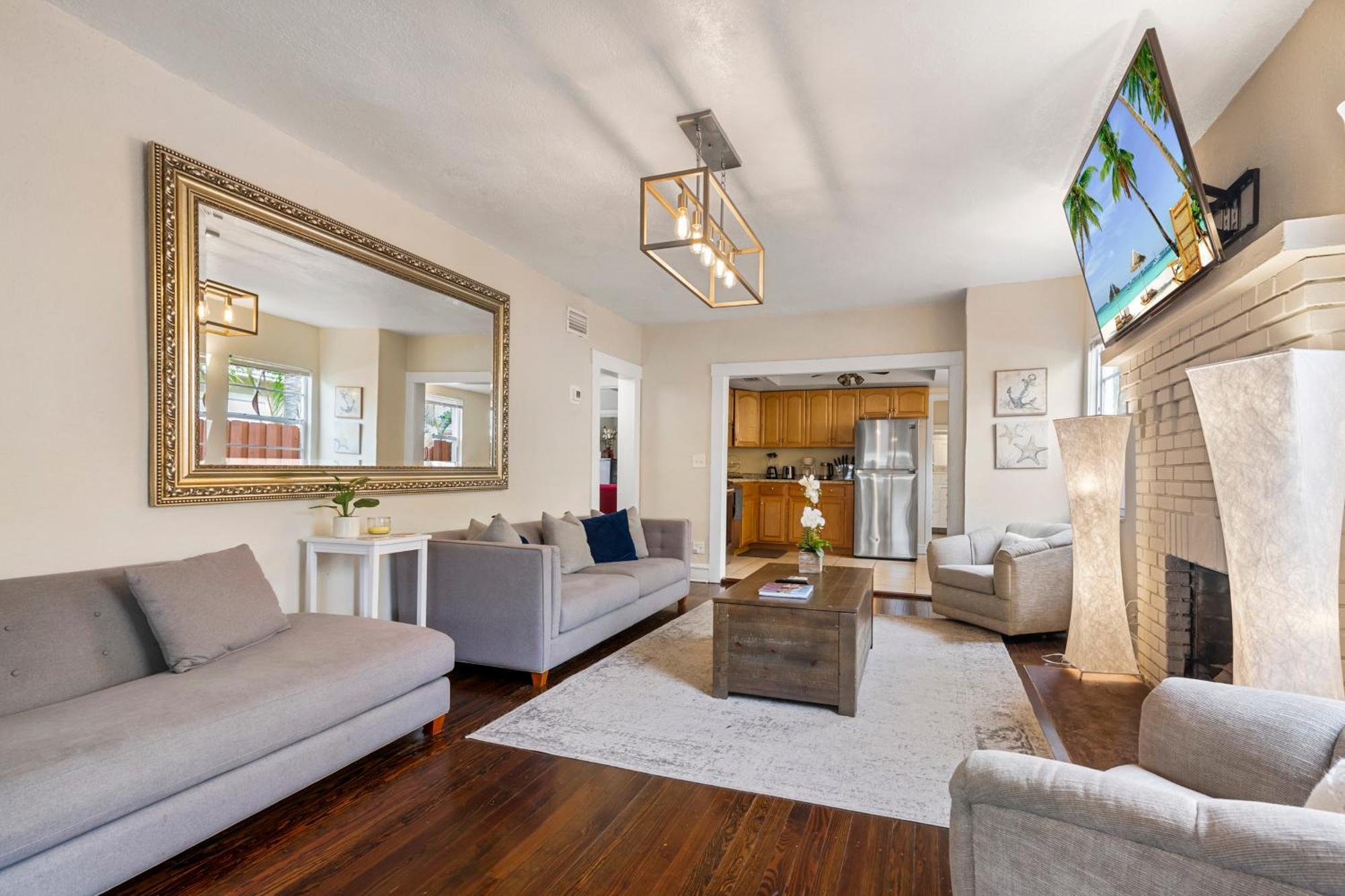 Chic Downtown Vacation Home And Guest Home West Palm Beach Ngoại thất bức ảnh