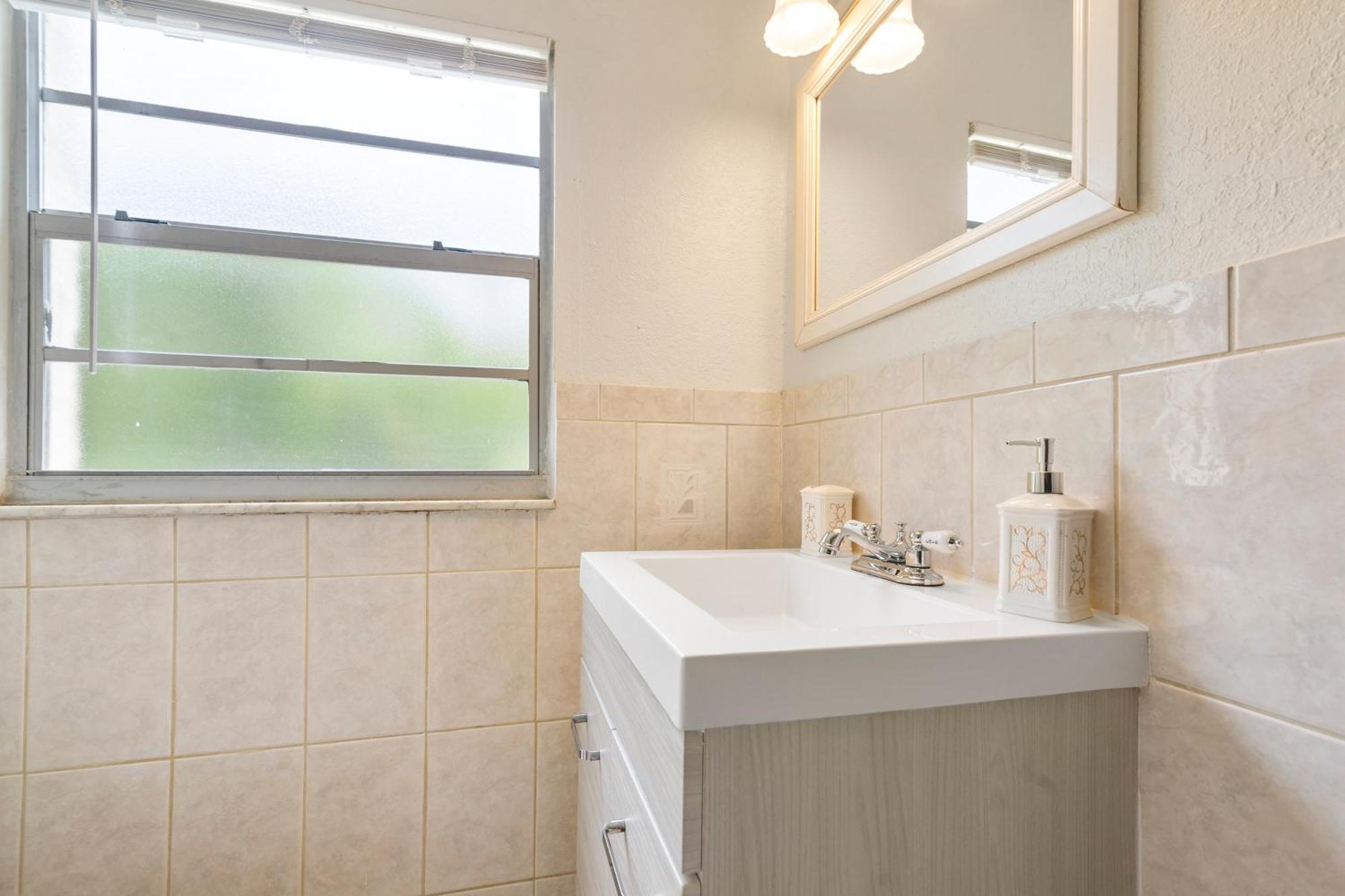 Chic Downtown Vacation Home And Guest Home West Palm Beach Ngoại thất bức ảnh