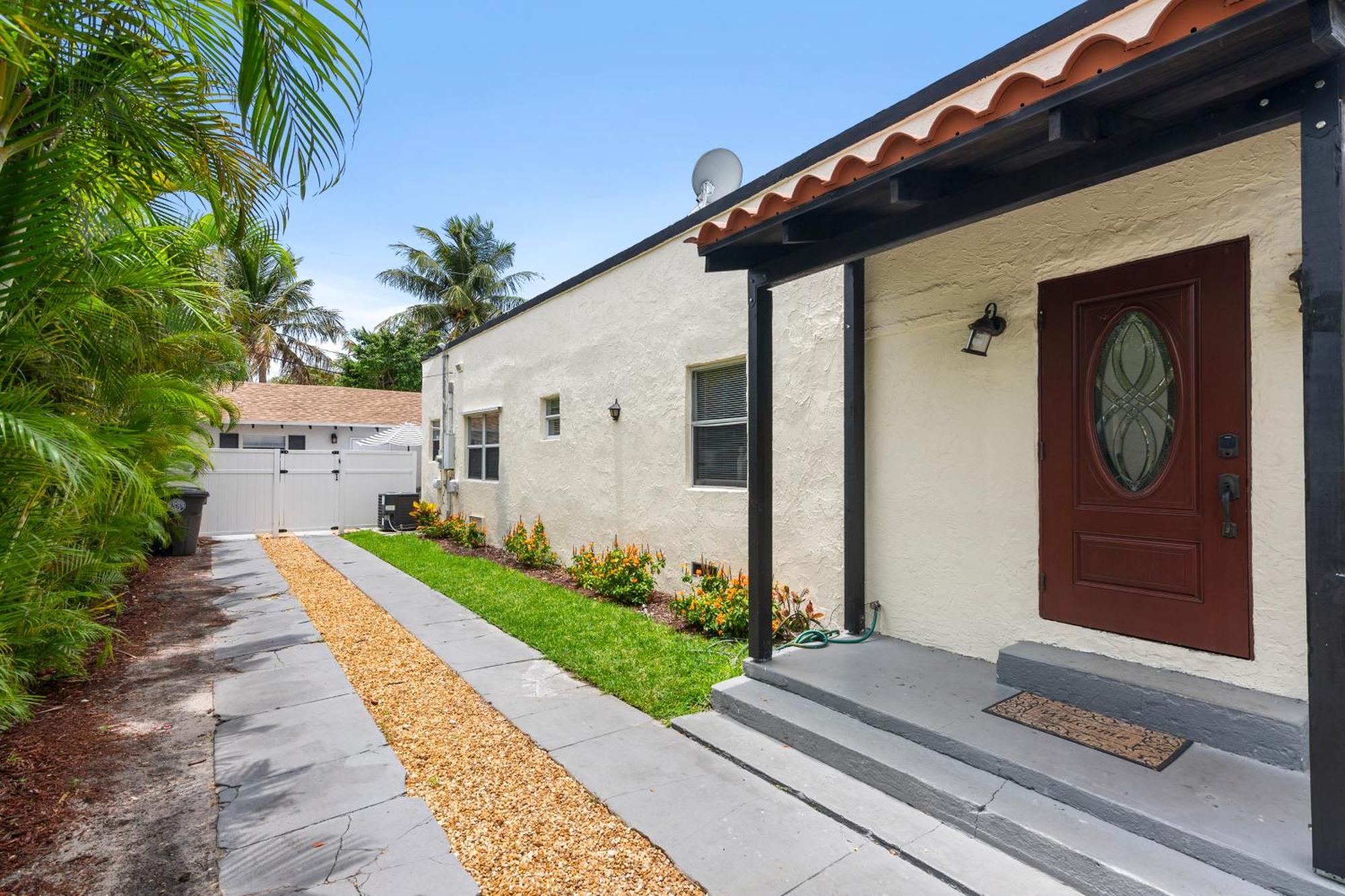 Chic Downtown Vacation Home And Guest Home West Palm Beach Ngoại thất bức ảnh