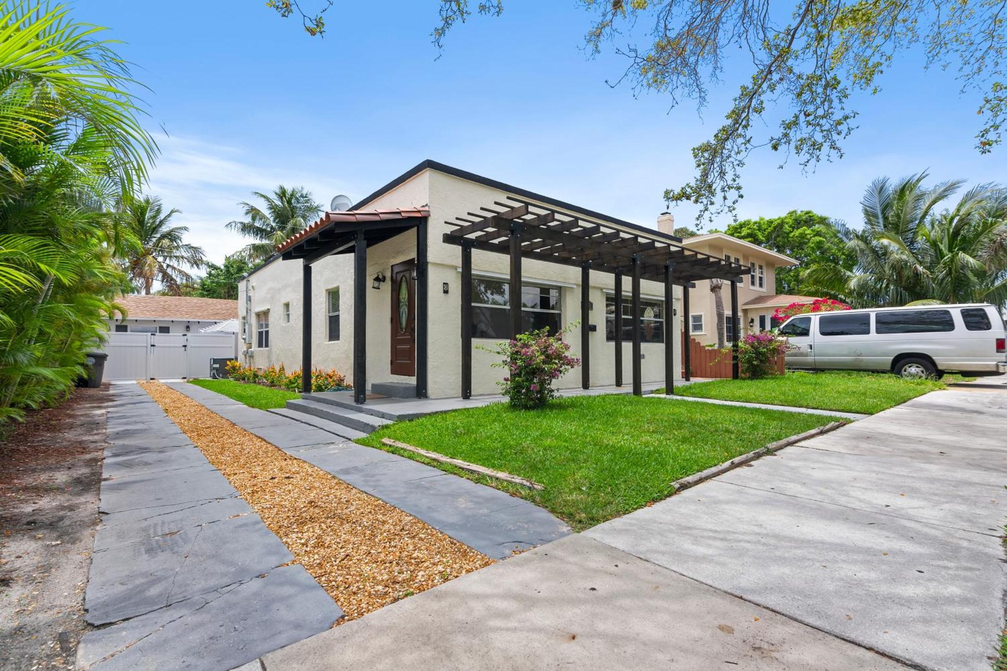Chic Downtown Vacation Home And Guest Home West Palm Beach Ngoại thất bức ảnh